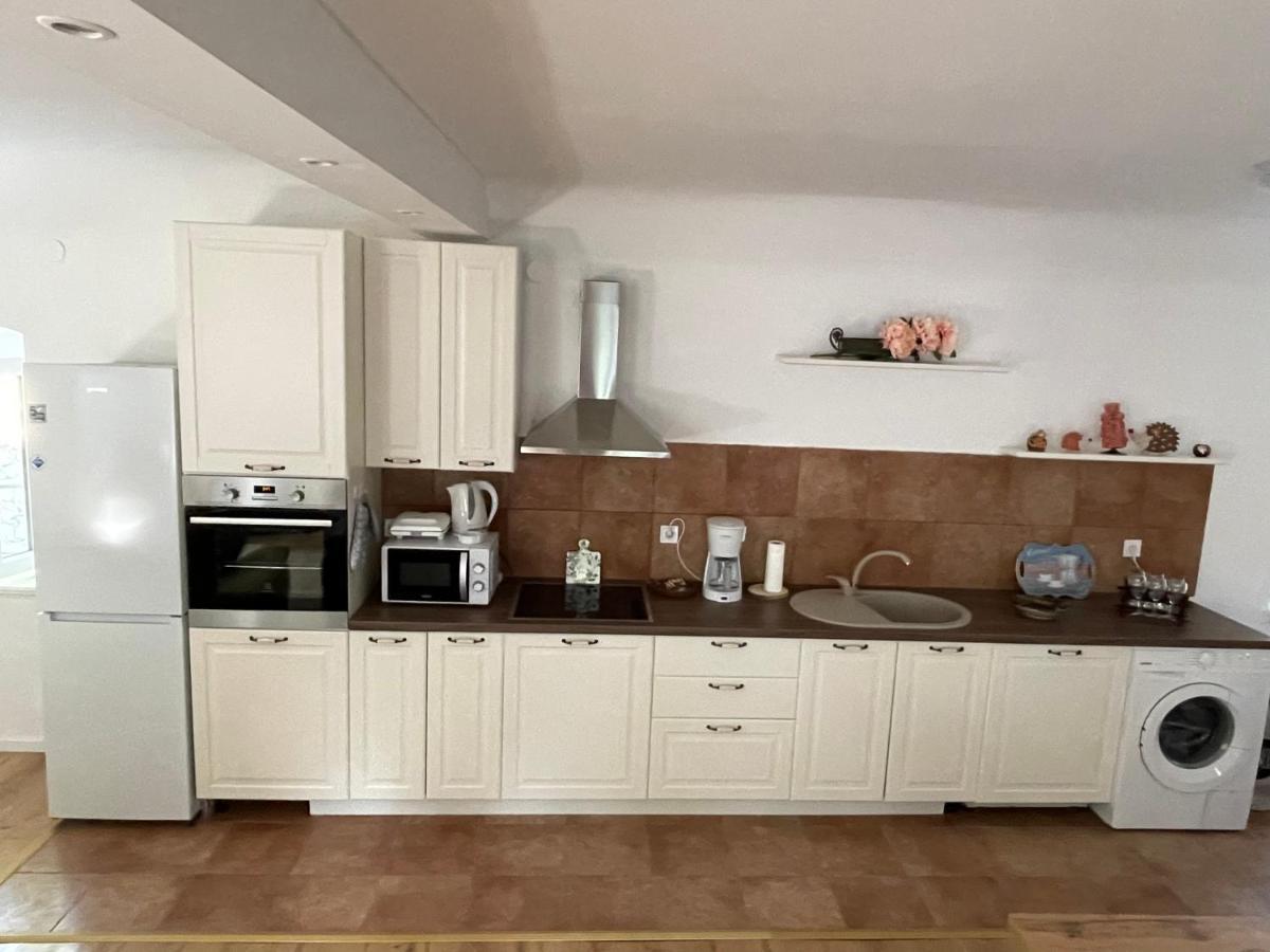 شقة Peaceful House In دوبروفينك المظهر الخارجي الصورة