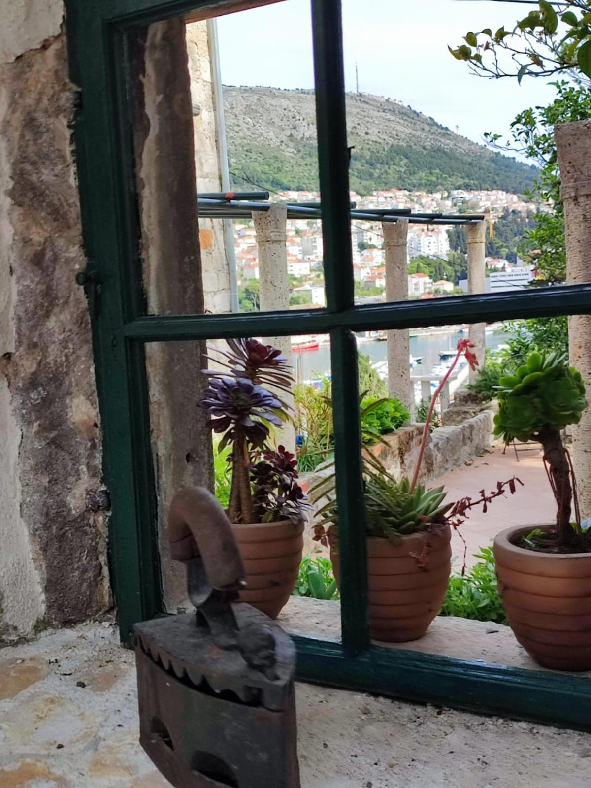 شقة Peaceful House In دوبروفينك المظهر الخارجي الصورة